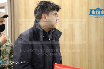 Фотография к новости: "Это жена пишет мужу?" - судья о расписке Нукеновой Бишимбаеву