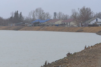Фотография к новости: Как жители двух сёл в Карагандинской области уберегли свои дома от паводка