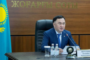 Фотография к новости: Вопросы паводковой ситуации обсудил в Верховном Суде