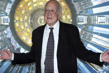 Умер лауреат Нобелевской премии по физике Питер Хиггс