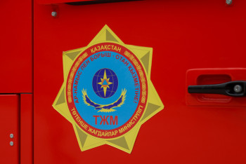 Пожар произошел на бетонном заводе в Астане