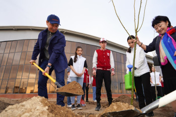 Более 15 тысяч жителей Туркестанской области приняли участие в акции "Чистый Казахстан"