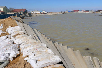 Фотография к новости: Оперативный штаб: как в Атырауской области противостоят паводкам