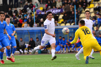 Актауский "Каспий" победил соперника в матче Первой лиги в Жанаозене