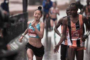 Фотография к новости: Легкоатлетка Жанна Мамажан установила рекорд Казахстана в Нидерландах