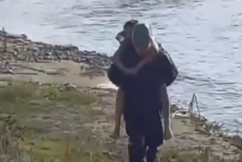 Двоих детей спасли с островка в области Жетысу