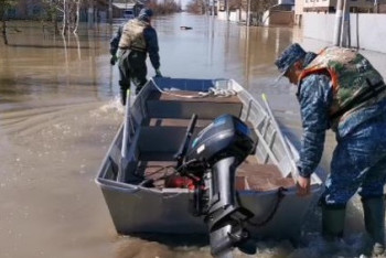 Полицейские Петропавловска пересели на лодки