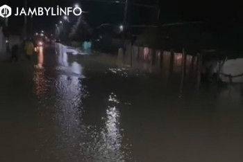 Десятки дворов затопило в селе Жасоркен Жамбылской области