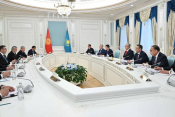 До двух млрд долларов намерены увеличить взаимный товарооборот Казахстан и Кыргызстан