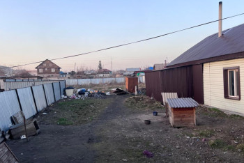 Фотография к новости: Тело ребёнка нашли закопанным в огороде в Щучинске – подробности трагедии