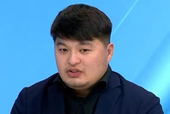 Фотография к новости: Согласно закону, любой гражданин имеет право говорить на удобном для него языке - эксперт