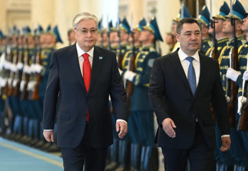 Фотография к новости: "Реальный потенциал гораздо выше": переговоры Токаева и Жапарова оценили эксперты