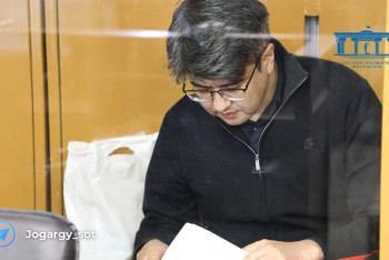 Фотография к новости: Это какой-то монтаж: Бишимбаев утверждает, что найденные в его телефоне видео сфабрикованы