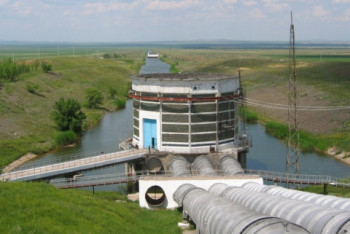 До каких пор мы будем слушать ложь - депутаты возмущены состоянием канала имени Сатпаева