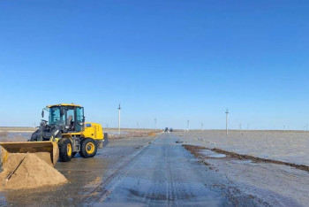 В четырех областях Казахстана действуют ограничения на дорогах