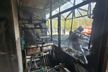 Огнеборцы Актобе ликвидировали пожар в кафе