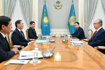 Фотография к новости: Президент принял заместителей председателя АНК