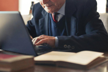 Программа "серебряный возраст": трудоустроены почти 10 тысяч казахстанцев