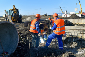 Фотография к новости: 100 новых домов начали строить для пострадавших от паводков в СКО