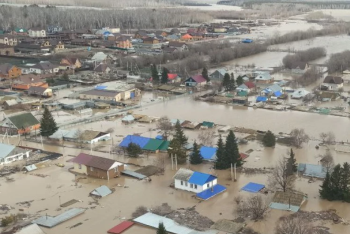 Паводки в Казахстане: воду откачали из более шести тысяч домов