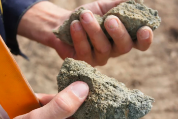 Фотография к новости: Канат Шарлапаев рассказал, как будут увеличивать объёмы промышленного производства