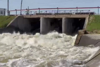 Уровень реки Жайык снизился на 8 см в Уральске