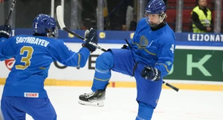 Историческая победа: казахстанцы одолели чехов на чемпионате мира по хоккею
