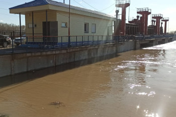 Фотография к новости: Большая вода в Петропавловске будет отступать в течение месяца