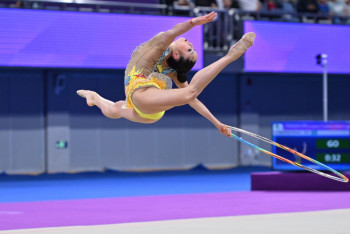 Гимнастка Эльжана Таниева завоевала второе "золото" на чемпионате Азии