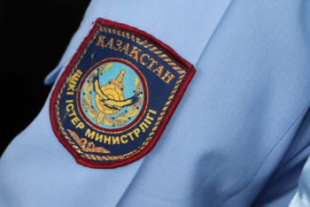 Пьяный сотрудник полиции за рулём авто: заявление сделали в ДП Акмолинской области