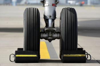 Фотография к новости: Срыв капремонта взлетно-посадочной полосы: в аэропорту Астаны сделали заявление