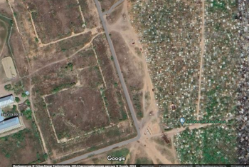 Фотография к новости: Могилы прямо у входа: Акимат Карагандинской области разрешил хоронить людей за пределами кладбища