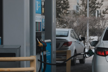 900 фактов незаконного вывоза ГСМ пресекли в Казахстане