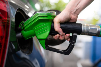 Новые цены на бензин и дизтопливо установили для иностранцев