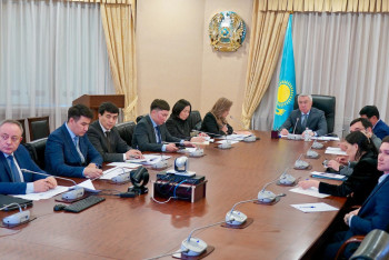 Фотография к новости: Распродать все остатки  урожая из стабфондов поручили в Правительстве