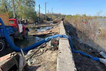 За сутки в СКО откачали воду из 165 домов