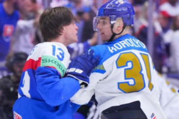 Разгромом и потасовкой обернулся хоккейный матч Казахстан — Словакия