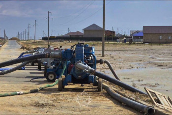 Фотография к новости: Паводки в Казахстане: более 5 тысяч человек остаются в эвакопунктах