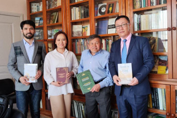 Национальный центр рукописей и редких книг пополнился ценными экспонатами