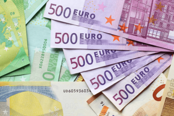 Фотография к новости: Объем продаж евро уменьшился в Казахстане