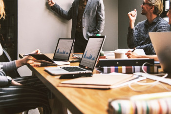 Фотография к новости: Либерализация экономики или какие перемены ждет Казахстан рассказали эксперты