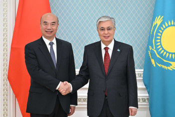 Касым-Жомарт Токаев принял заместителя Премьера Госсовета КНР Лю Гочжуна