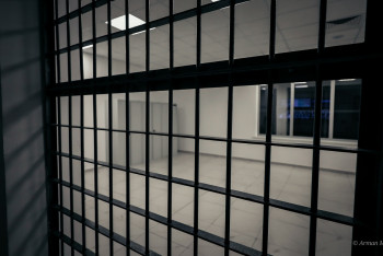 Выражался нецензурной бранью в адрес присутствующих: стендап-комика осудили в Алматы