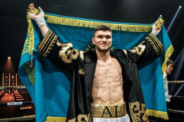 Фотография к новости: Боксёр Головкина нокаутировал "Разрушителя" в США