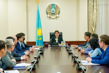 Фотография к новости: У этнических казахов за рубежом растет спрос на миграционные карты "Ата жолы"