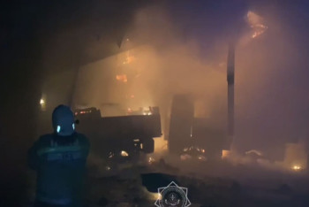 Склад со спецтехникой сгорел в Костанайской области