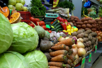 Фотография к новости: Какие продукты питания подешевели в Казахстане