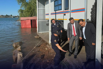 Фотография к новости: Пляжи подтопило на Капшагае