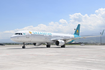 Фотография к новости: Касым-Жомарт Токаев прибыл с рабочей поездкой в Алматы