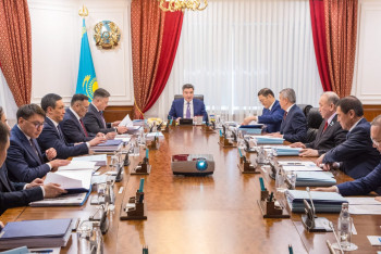 Фотография к новости: Комиссия по возврату незаконных активов обратит в доход государства ещё 235 млрд тенге